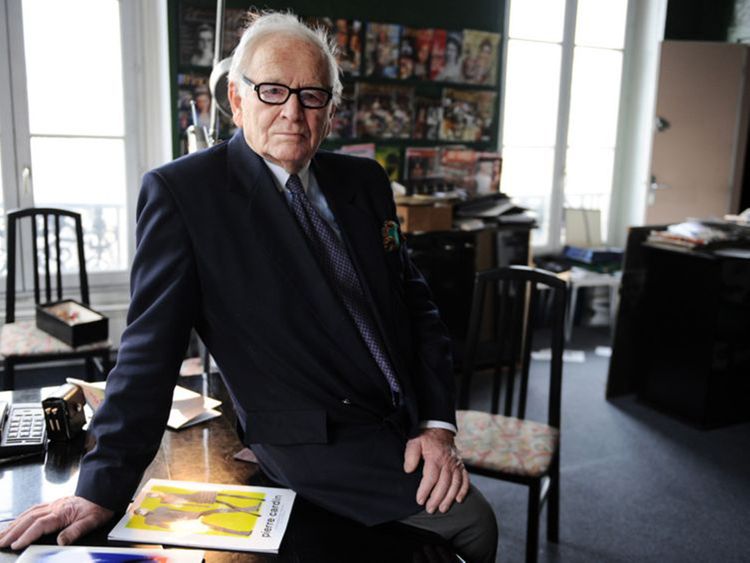 Pierre Cardin: French fashion designer buried in&nbsp;Paris