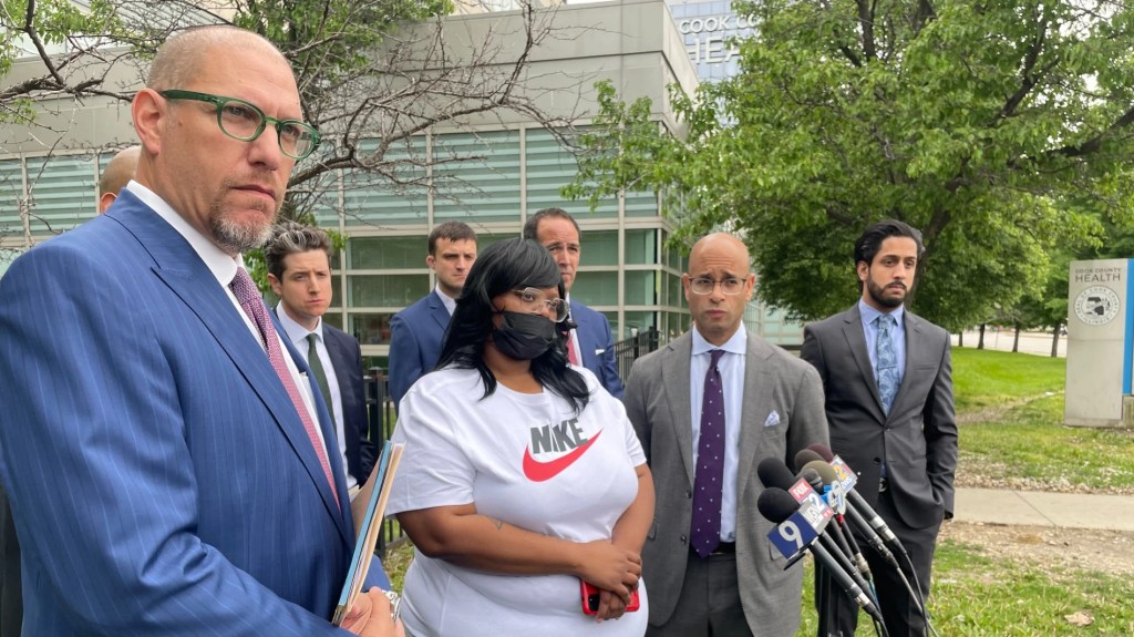 Lawsuit: 13-year-old’s hands up when shot by Chicago&nbsp;police￼