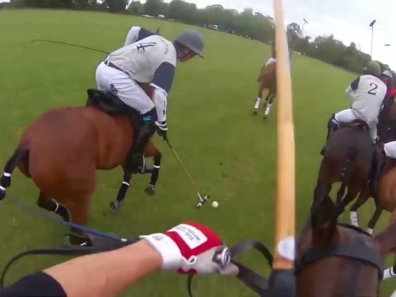 Claudia Valentina – ROAD BBY 