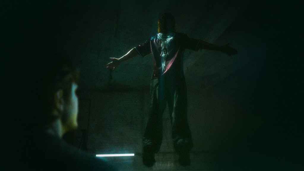 DON BROCO – True Believers [Feat. Sam Carter](Official Music&nbsp;Video)