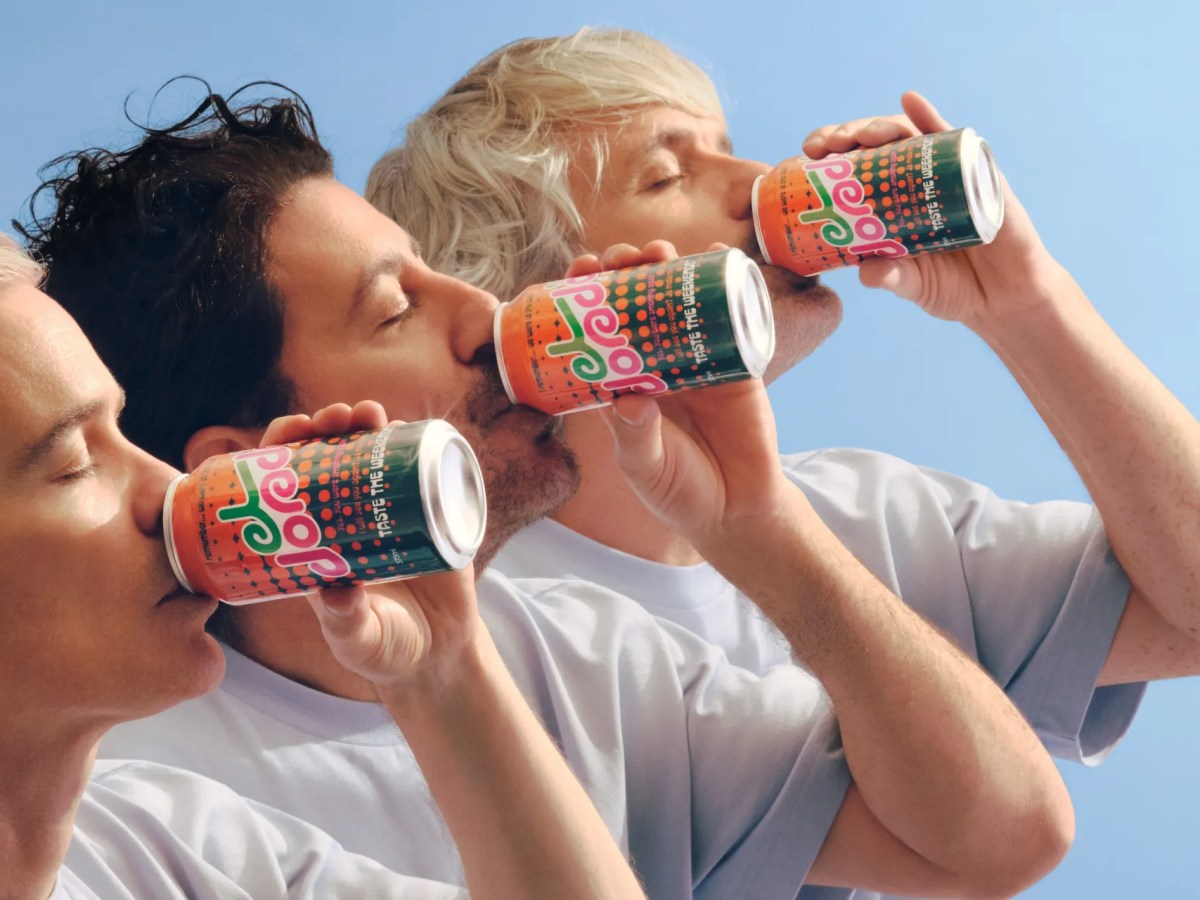 The Avalanches – Every Single Weekend ft. Jamie&nbsp;xx